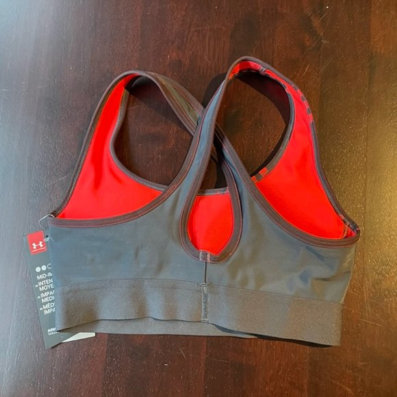 NWT - Under Armour Sports Bra Black/Red - XS - Picture 3 of 3